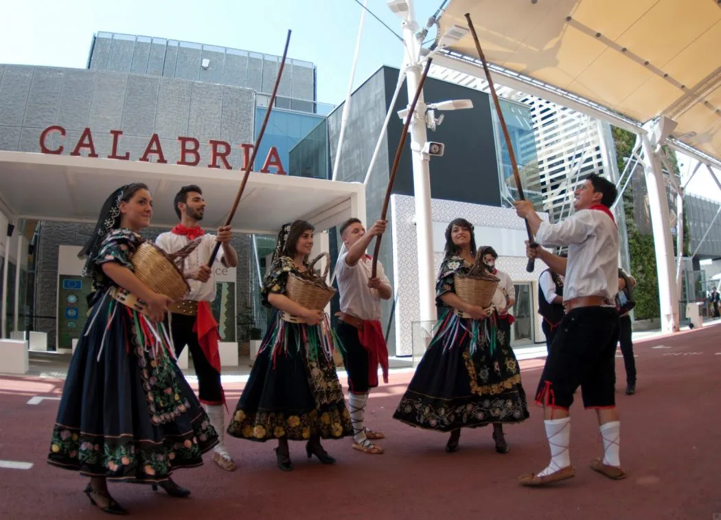 Il folk di Tiriolo all’Expo 2015 con il gruppo Rocca Falluca