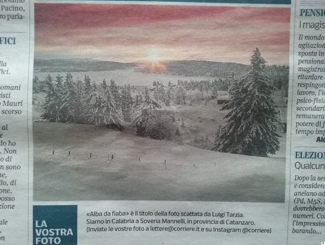 La foto di Luigi Tarzia “Alba da fiaba”, scattata a Soveria Mannelli, sulle pagine del Corriere della Sera