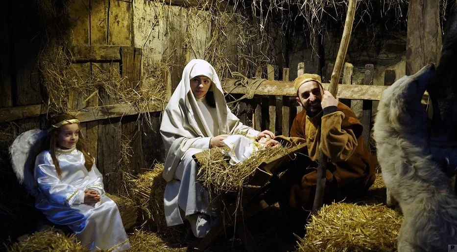 Scigliano alla XI edizione il Presepe Vivente, un gruppo ha svolto una presenza anche a Matera