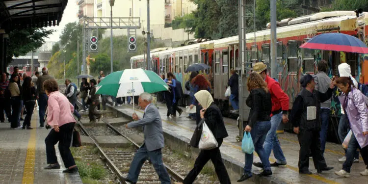 Ferrovia, nel tratto Soveria Mannelli – Catanzaro sospeso il servizio per lavori galleria di Gimigliano