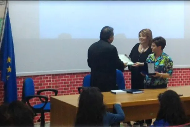 La Scuola di Decollatura ritira il Terzo Premio per il Presepe Interculturale