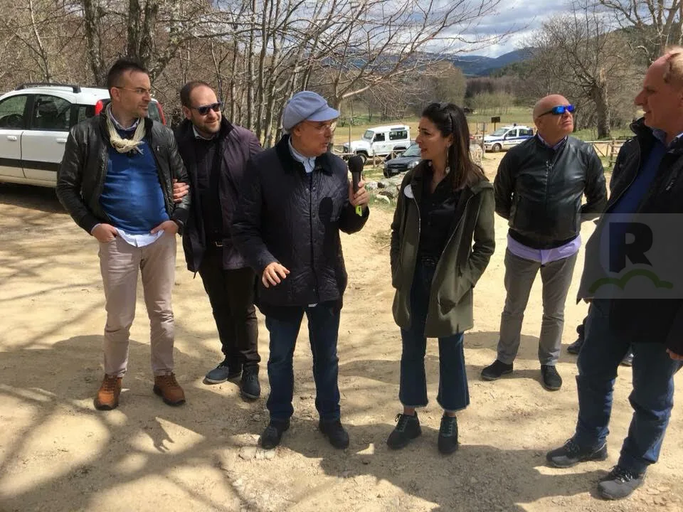 Luca Sardella in Sila con la sua trasmissione “Parola di Pollice Verde”