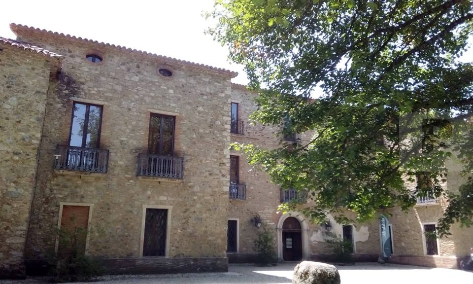 Viaggio in nave tra i boschi della Sila. Torre Camigliati una perla tutta calabrese