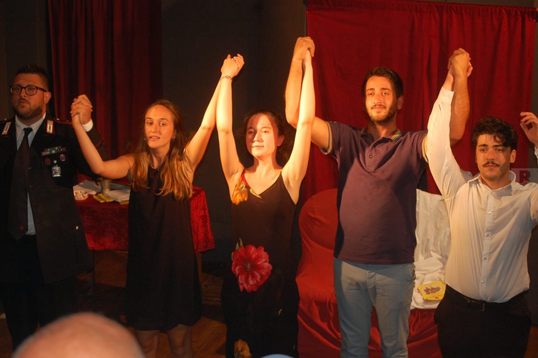 La Compagnia del Teatro di Mu di Salvatore Emilio Corea porta un teatro di qualità al Piccolo di Soveria Mannelli