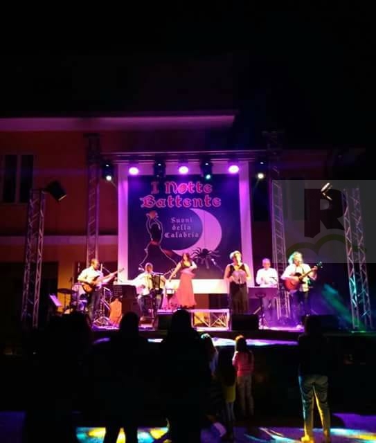 I Notte Battente in concerto questa sera a Soveria Mannelli con la loro musica etnico-popolare
