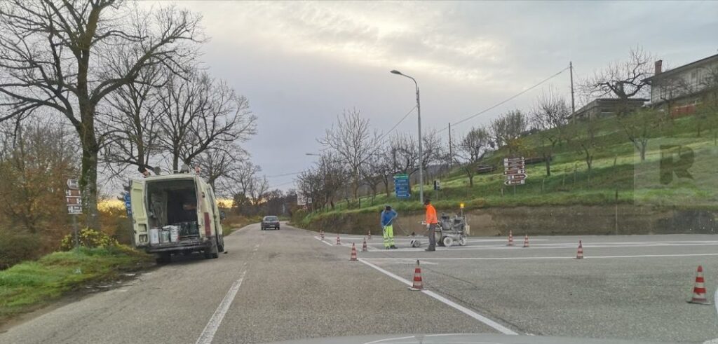 Rinnovate le strisce stradali sulla ex SS 19 tra Carlopoli, San Pietro Apostolo e Tiriolo