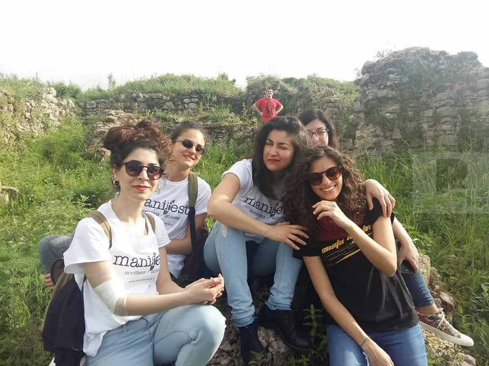 Il blog Manifest compie 5 anni, scrittura e impegno sociale, intervista a Valeria D’Agostino