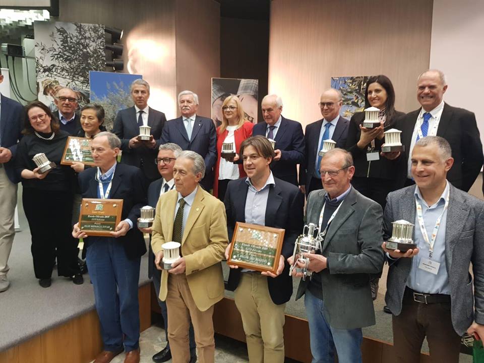 L’oleificio Torchia di Tiriolo riporta il prestigioso premio Ercole Olivario in Calabria