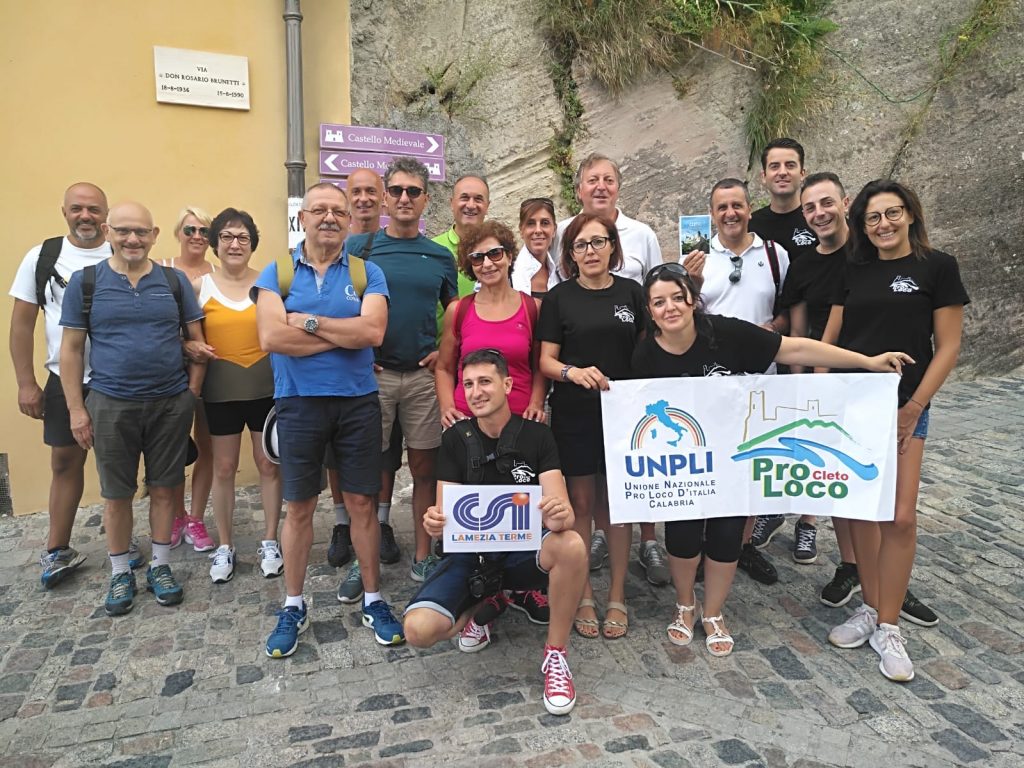 Cleto, la riscoperta del borgo in una camminata senza tempo