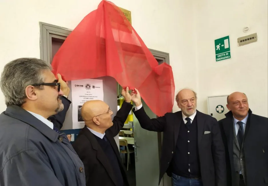 Dedicato alla memoria dell’ing. Ettore Loizzo il laboratorio dell’ITI “A. Monaco” di Cosenza