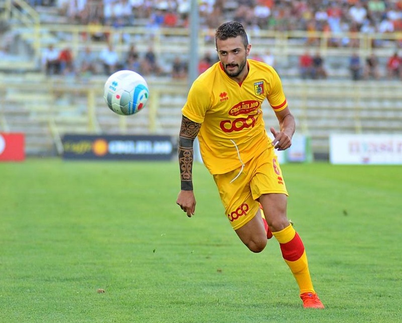 Belcastro, la bontà di Manuel Nicoletti: battuta all’asta la sua maglia per aiuto meno abbienti