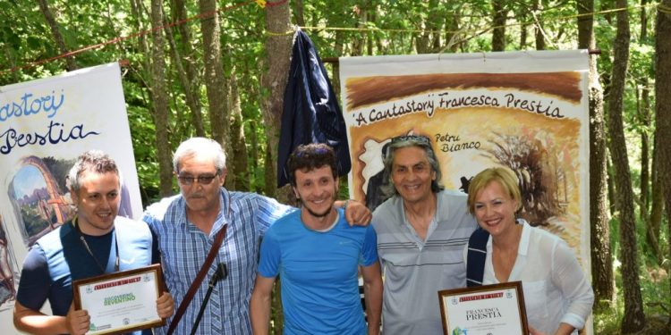 Bianchi, la civica amministrazione difende le “Grotte del brigante”