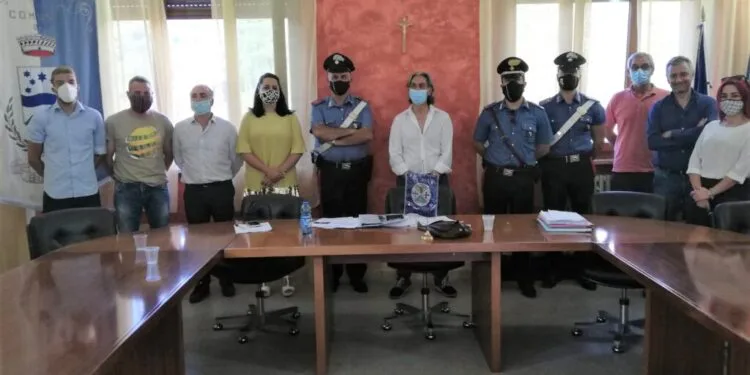 Bianchi, il sindaco Taverna conferisce encomio solenne ai carabinieri