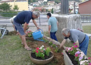 Camigliatello come una fiaba, in Sila accompagnati tra i “monachelli” nei sentieri di una foresta incantata