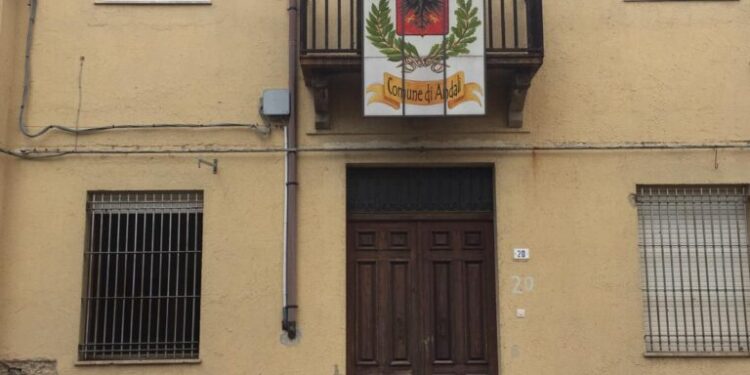 Andali, l’opposizione ancora lancia strali: chiamata in causa la Corte dei conti