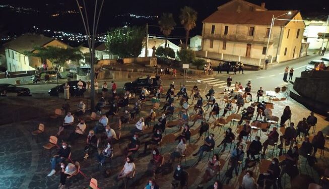 Lo spettacolo “Simu e Pùarcu” di Angelo Colosimo a Martirano Lombardo