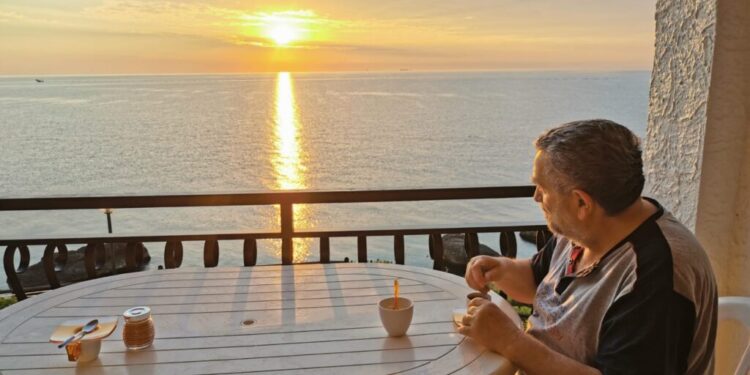 Badolato: la Calabria saluti il mondo all’alba e al tramonto di tutti i giorni