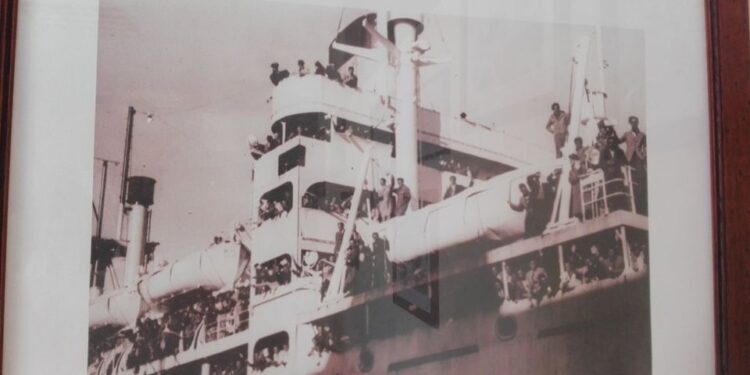 L’emigrazione in un testo teatrale: “Quando a partire eravamo noi” di Giancarlo De Santis