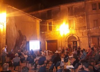 Pedivigliano: grande successo per la presentazione del libro “I ragazzi della Fiumarella”