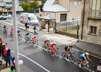 “Gli scatti del Giro”. Riceviamo e pubblichiamo le foto inviate da Raffaella De Grazia al passaggio della Corsa Rosa da Soveria Mannelli