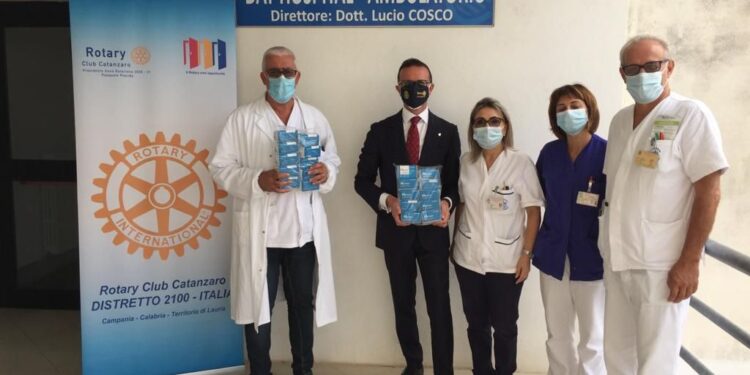 Il Rotary Club Catanzaro sempre in prima linea nella lotta al covid 19