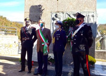 Bianchi, la civica amministrazione non dimentica di onorare i caduti in guerra