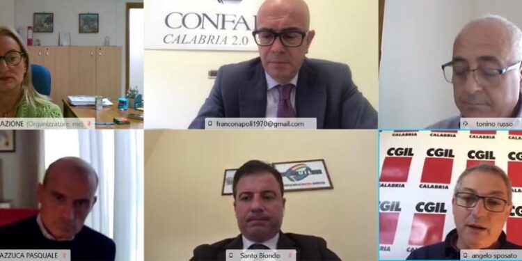 Incontro tra Confapi Calabria e i sindacati calabresi: Cgil, Cisl, Uil: “Difendere il territorio dai saccheggiatori”