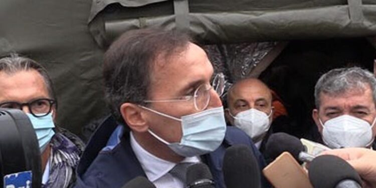 Boccia in Calabria: “Ospedale da campo a Cosenza per alleggerire la pressione sulle reti sanitarie. Presto la nomina del commissario ad acta”