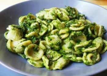 Le ricette di Piero Cantore: Pesto con cime di rapa