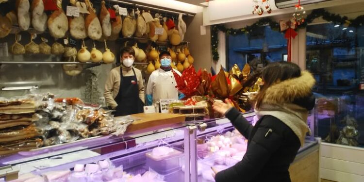 Camigliatello Silano “accoglie” / Primi segnali positivi nel pieno rispetto delle normative del Governo