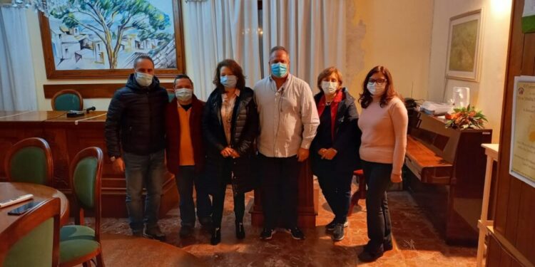 Pentone, cinque saturimetri per la comunità: iniziativa del Rotary di Cropani