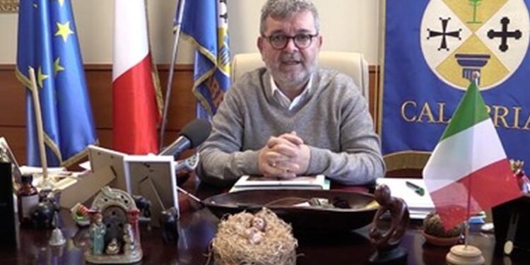 Festività natalizie, gli auguri del presidente Spirlì ai calabresi: «Ricarichiamoci di sentimenti e affrontiamo il nuovo anno con fiducia»
