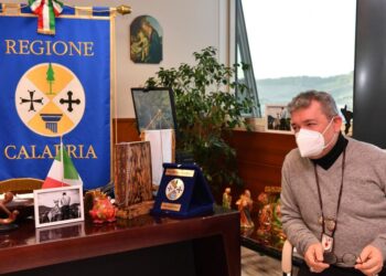 Sant’Anna Hospital, Spirlì incontra Longo e Abramo: «Al lavoro per risolvere la vertenza»