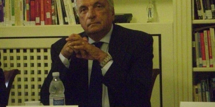 Anche Soveria Mannelli ricorda Arturo Diaconale