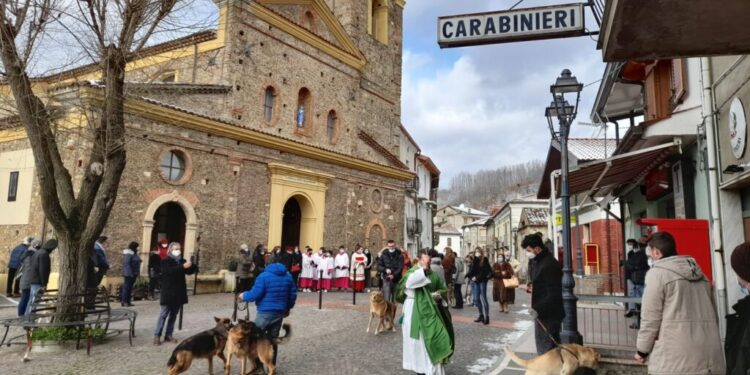 Bianchi e Colosimi, nel giorno di Sant’Antonio Abate svolta la benedizione degli animali