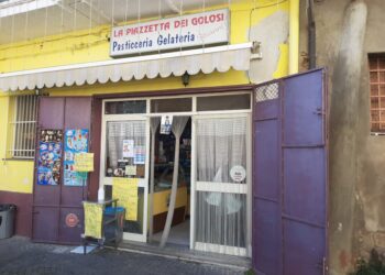 Petronà, vanno a ruba le susumelle della Piazzetta dei Golosi