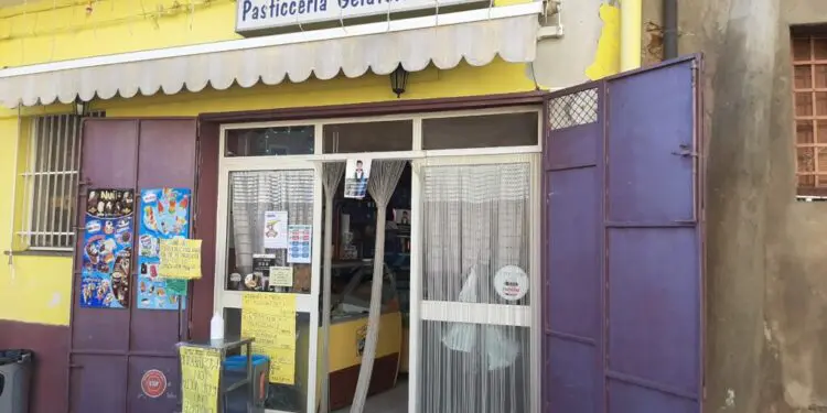 Petronà, vanno a ruba le susumelle della Piazzetta dei Golosi
