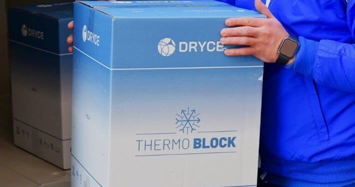 Poste Italiane, in arrivo in Calabria con SDA altri vaccini AstraZeneca e Moderna