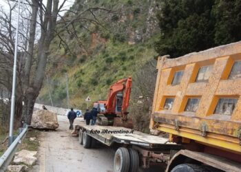 Tiriolo, strada SS 19 rimane chiusa per tre settimane per i lavori di messa in sicurezza