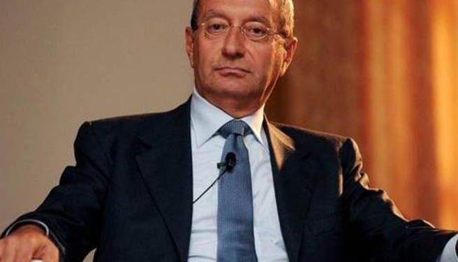 Antonio Catricalà morto suicida a Roma. Si sarebbe sparato un colpo di pistola