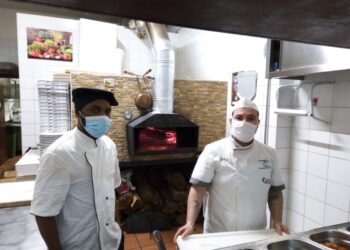 Dalla Nigeria a Camigliatello: la storia del giovane Stanley/ Ritrova un portafoglio e lo consegna ai Carabinieri