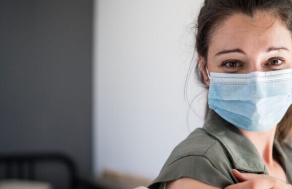 Vaccinazioni: nessuno resti escluso (come aiutarsi collaborando con il personale)