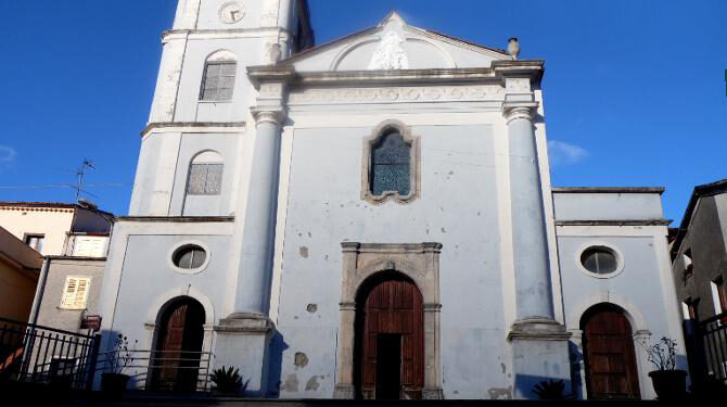 Decollatura: dopo l’incidente domestico, don Bogdan Fedorowicz torna a casa