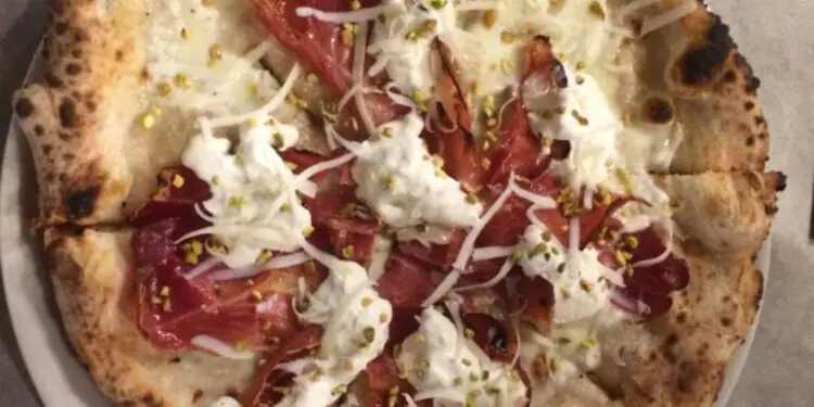 A Colosimi una domenica diversa: Pizza a pranzo? Da Gianluca si può!
