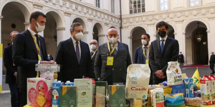 Coldiretti, iniziativa “a sostegno di chi ha bisogno” presentata al premier Draghi: in Calabria saranno distribuiti 30mila kg di prodotti Made in Italy