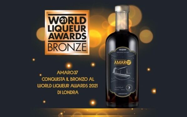 Per la Calabria è bronzo. L’amaro 37 conquista Londra al World Liqueur Awards 2021/ La famiglia Calderaro sul tetto del mondo