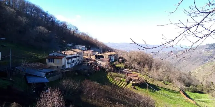 Da Marzi la proposta di Omar Falvo per un defibrillatore in ogni frazione dei comuni