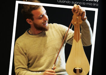 Il giovane polistrumentista Gabriele Macrì rende omaggio a Branduardi in chiave popolare