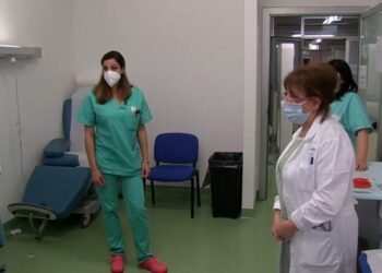 Vaccinazioni per pazienti oncologici nel reparto dell’ospedale di Lamezia Terme