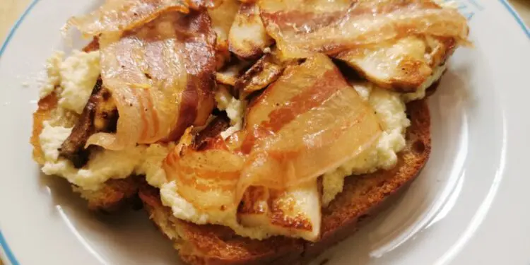 La ricetta di Piero Cantore: Crostone di pane in chiave fungaiola